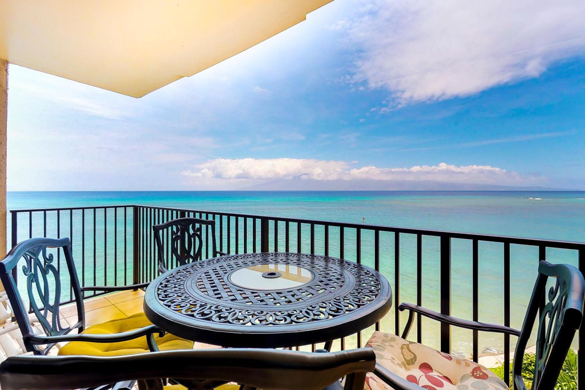 Hololani Resort Kahana Rum bild