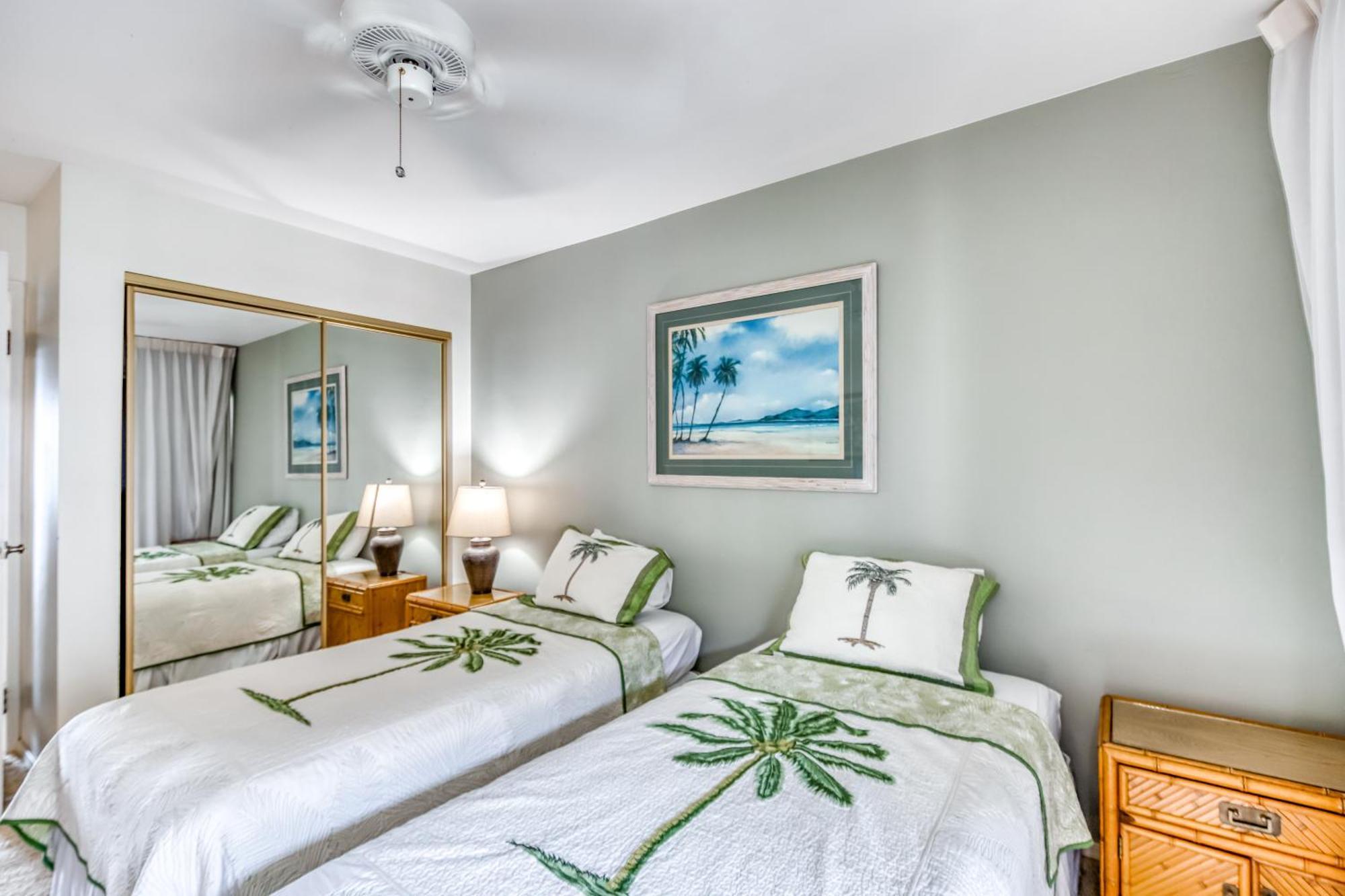 Hololani Resort Kahana Rum bild