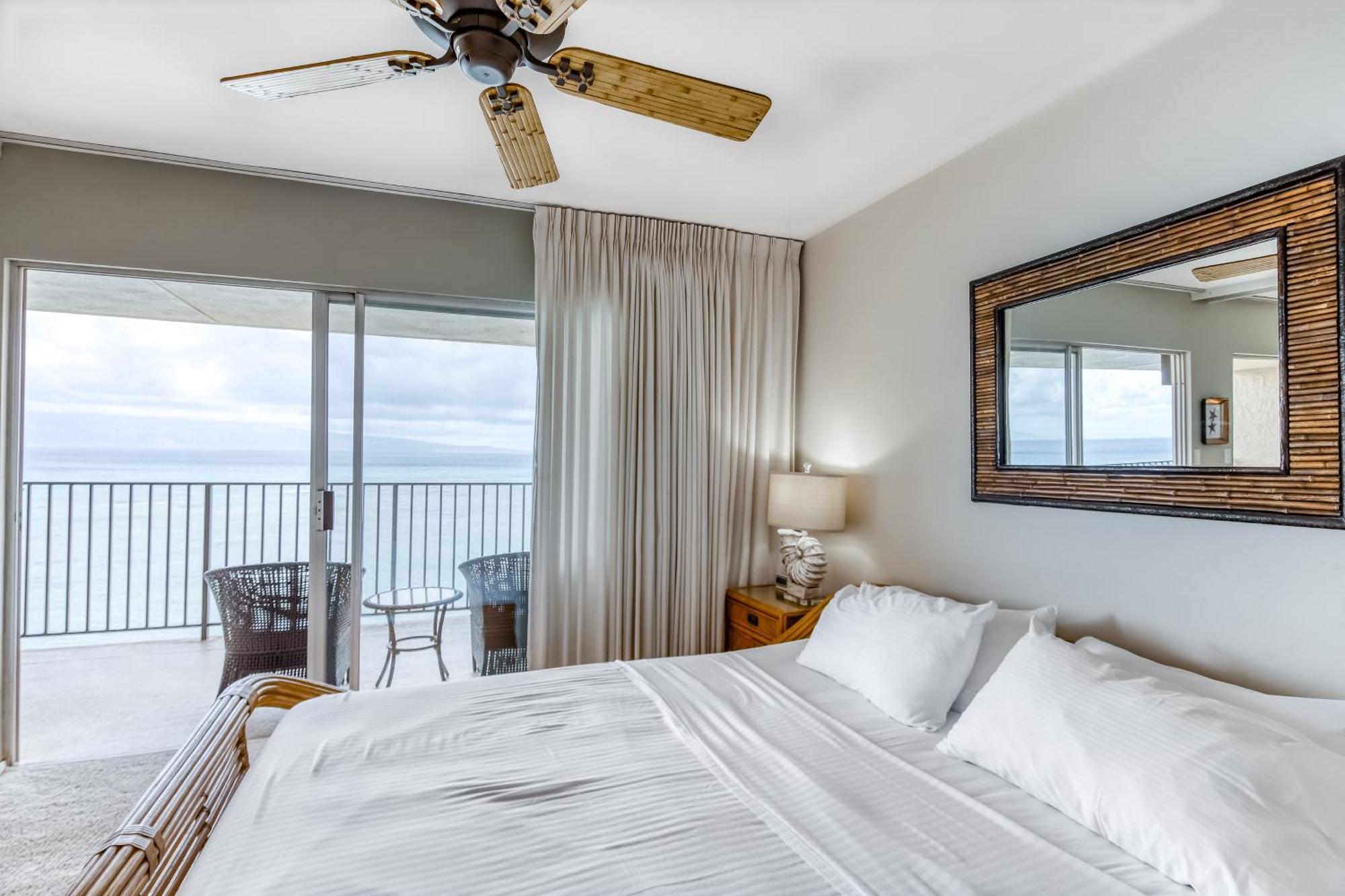 Hololani Resort Kahana Rum bild
